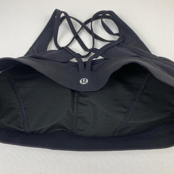 Lululemon Black Cropped Sports Bra - Size 8 Racerback for Stylish Workout Comfor - Picture 6 of 6